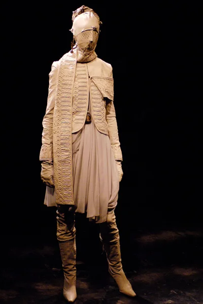 Look 1